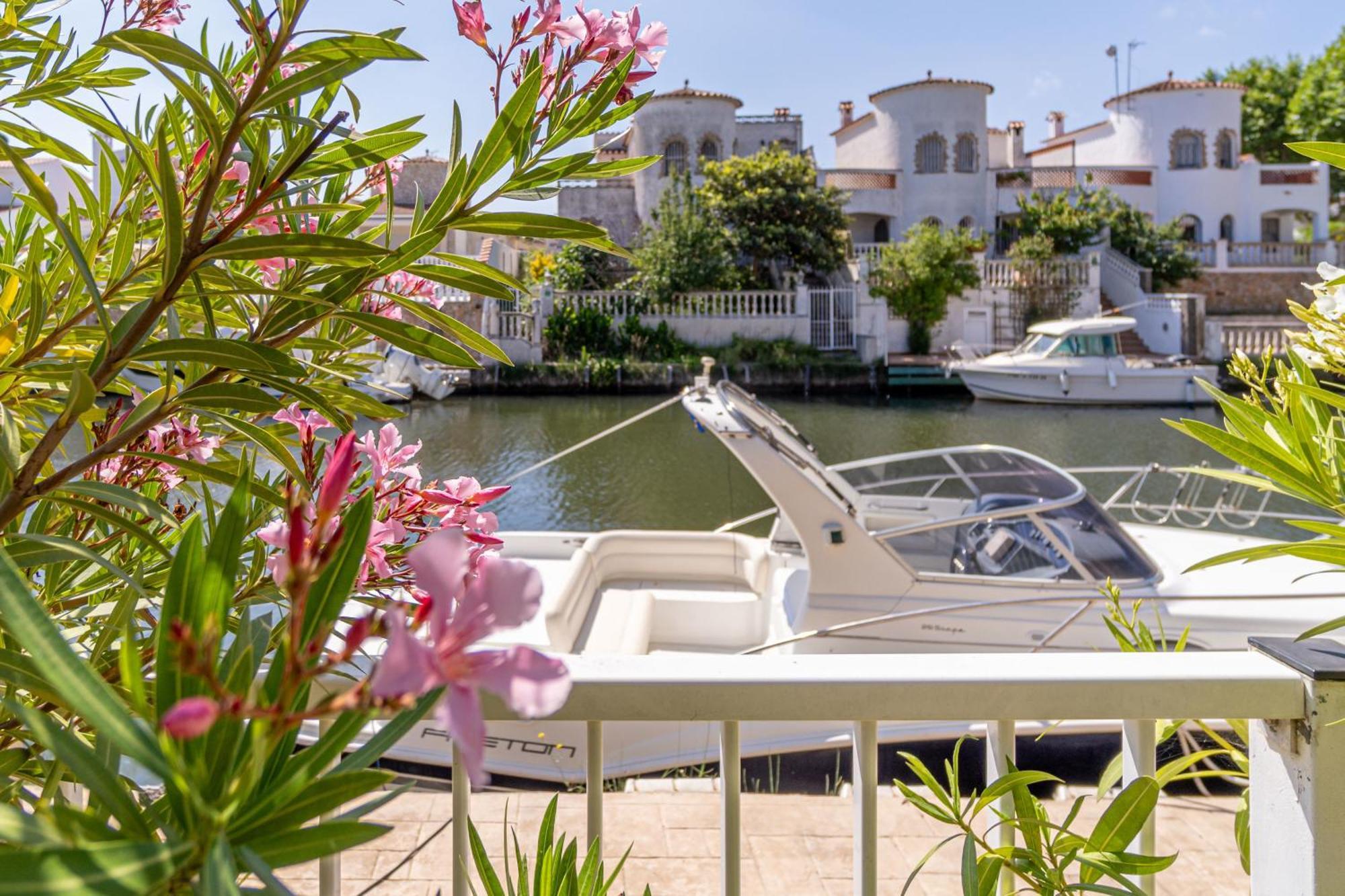 Jouvacations Villa 2 Freser Empuriabrava Extérieur photo